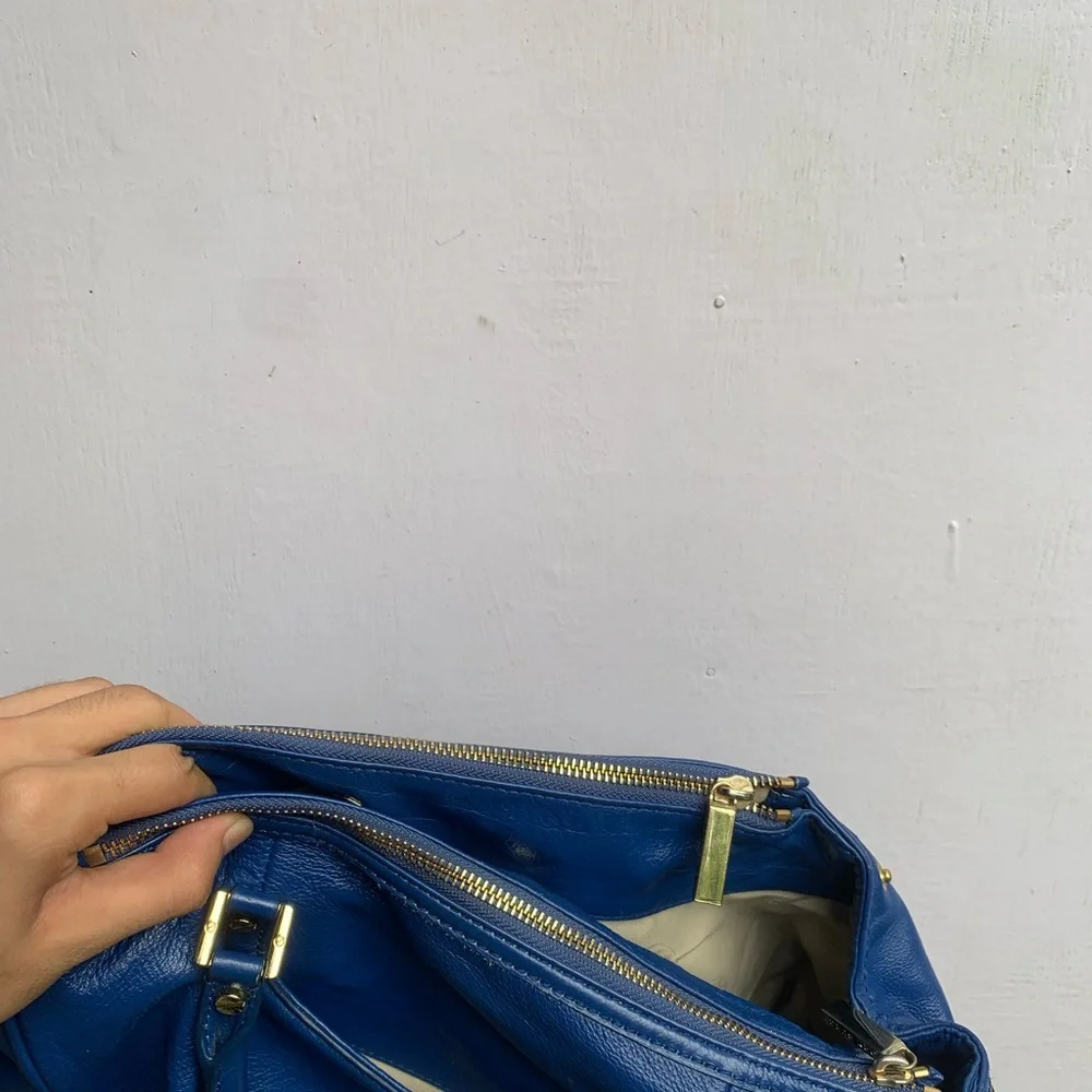 Tory Burch Amanda hobo bag - Picture 8 of 13